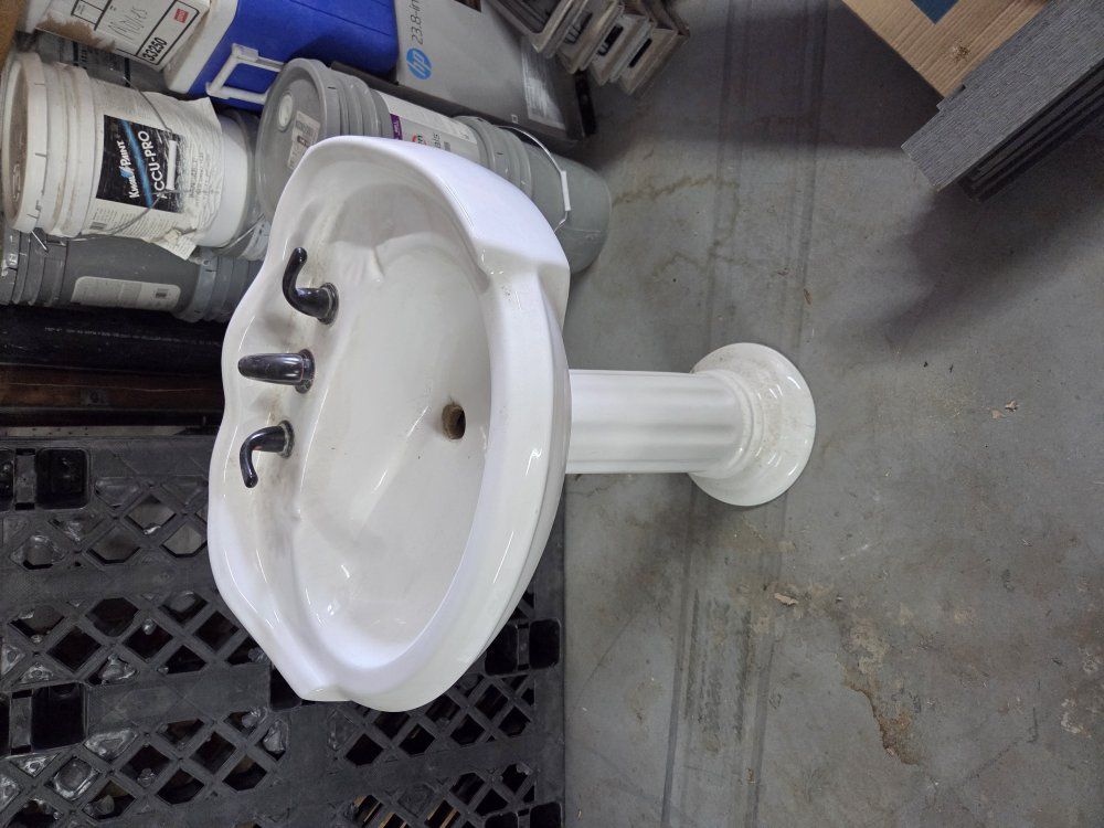 Pedestal Sink