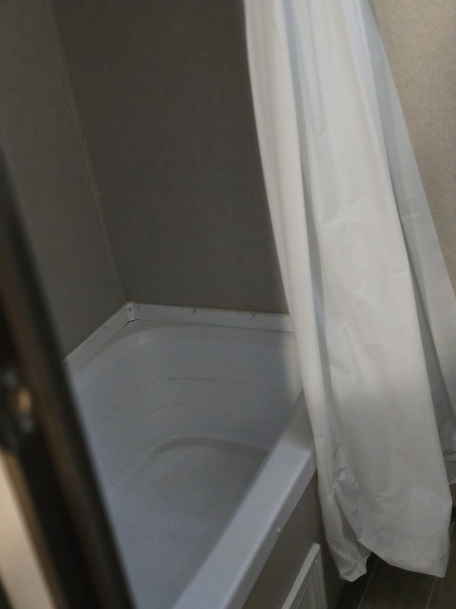Main image 14