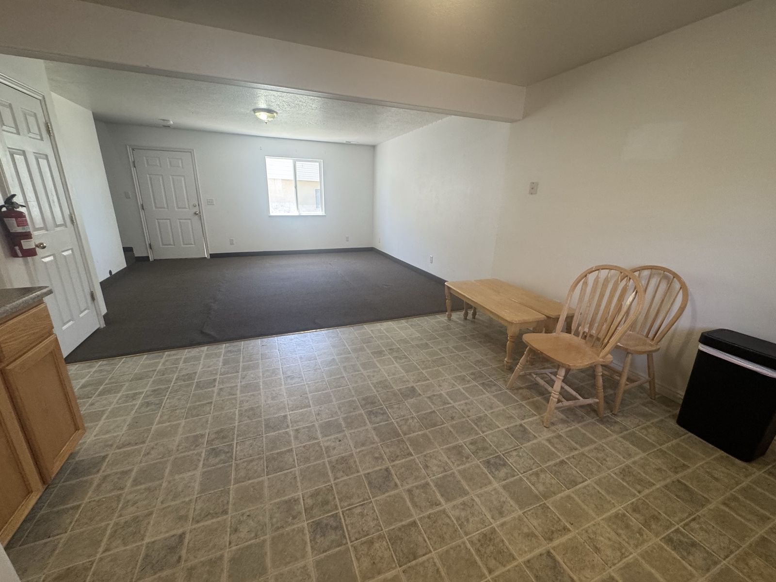 Main image 6