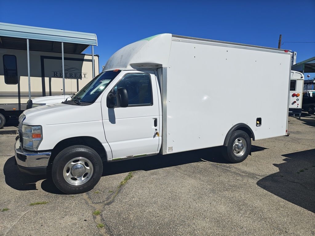 2013 Ford E-Series E-350 SD