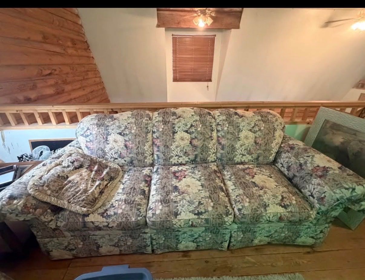 Vintage Floral Print Fabric Sofa and Loveseat Set