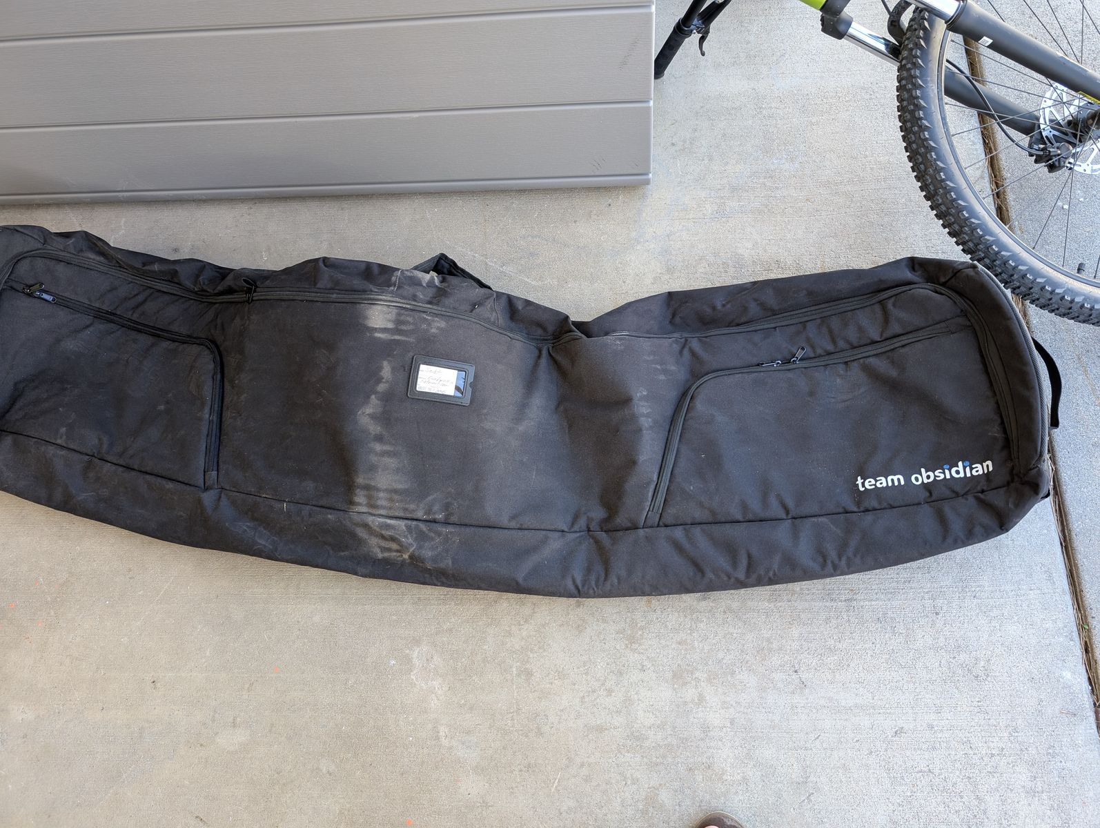 Ski Travel Bag. Two Pair