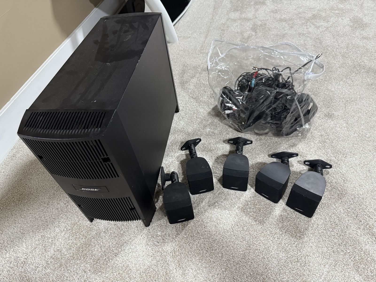 Bose Acoustimass 6 Series V Home Theater Speaker System (Black)