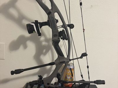 Hoyt Carbon RX-10