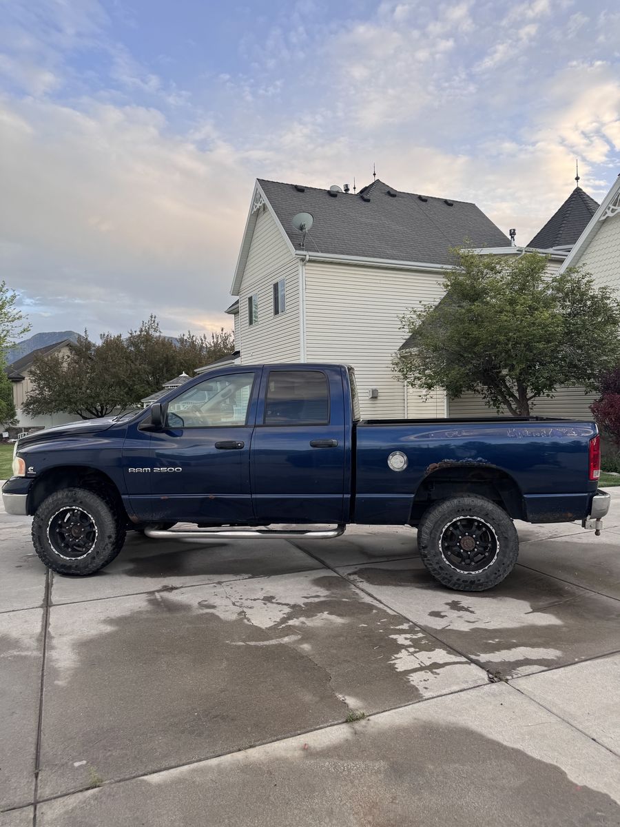 2004 Dodge Ram 2500 Laramie