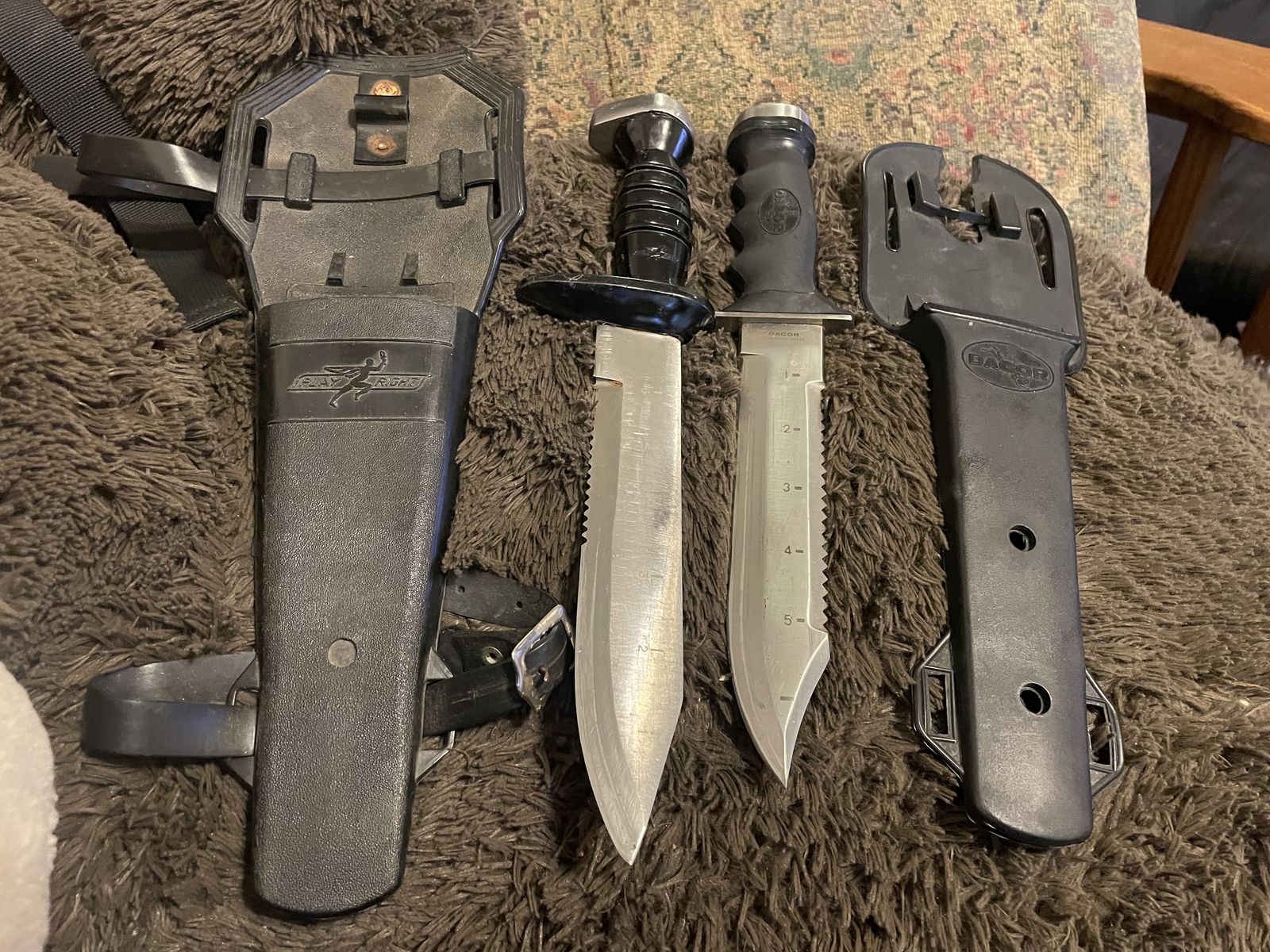Divers knives