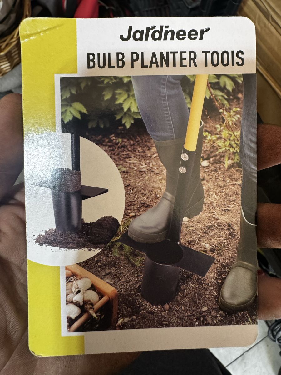 Jardineer Bulb Planter Tool Heavy Duty Garden Post Hole Digger Manual Soil Driller