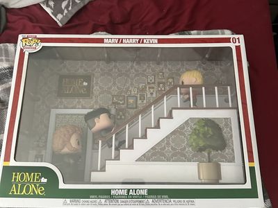 Funko pop home alone marv/harry/kevin