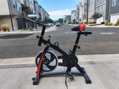 Sport Indoor Exercise Bike Black and Red Stationary Fitness Bicycle