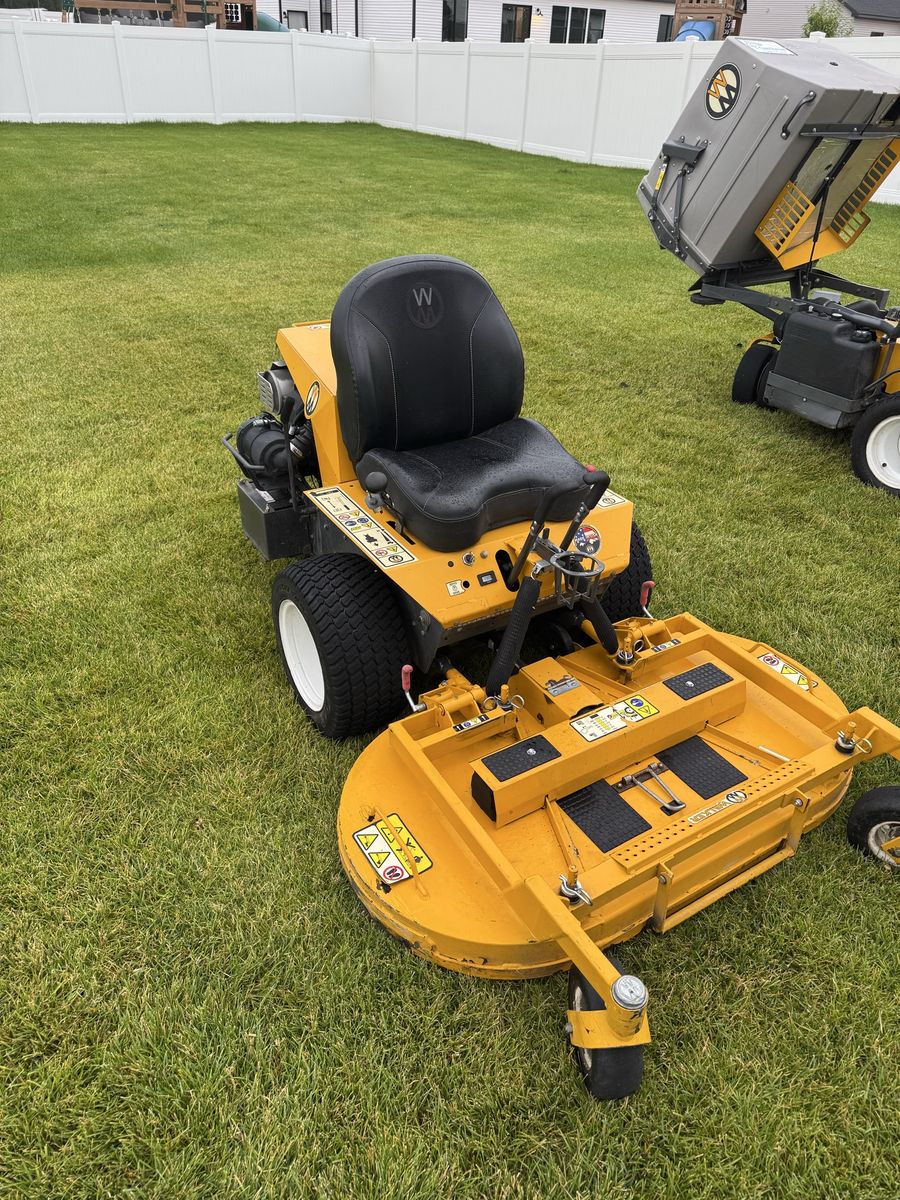 B23 Walker mower