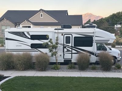 Gorgeous Entegra Odyssey 31L