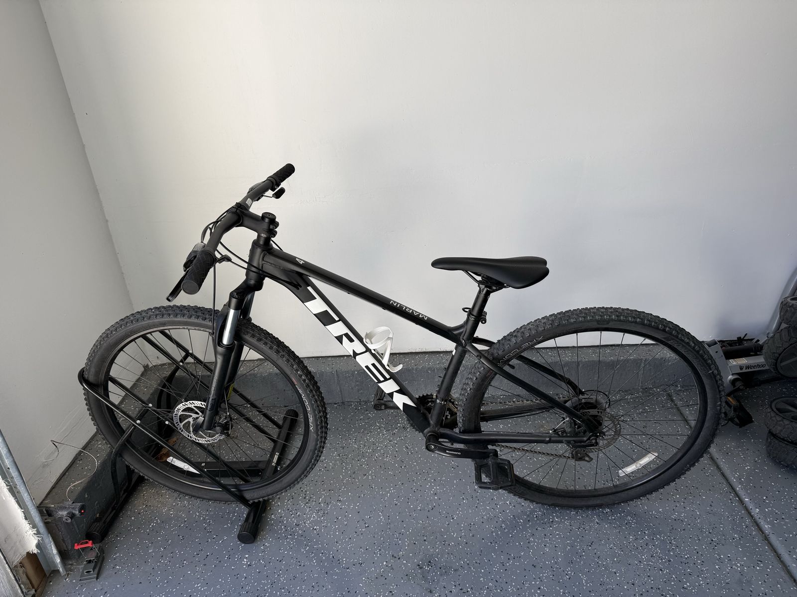 Trek Marlin 4 Mountain Bike – Like New