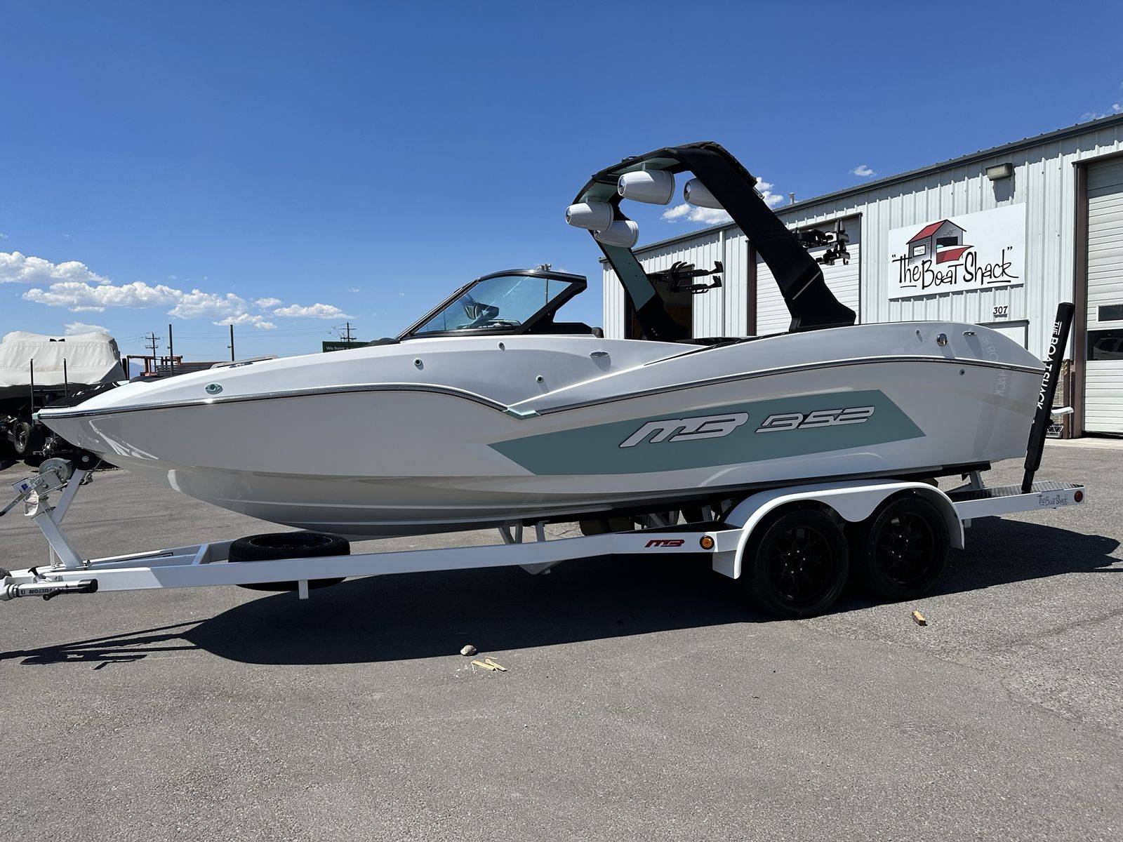 MB Sports 23 Alpha