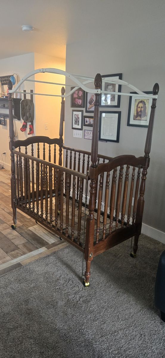 Crib