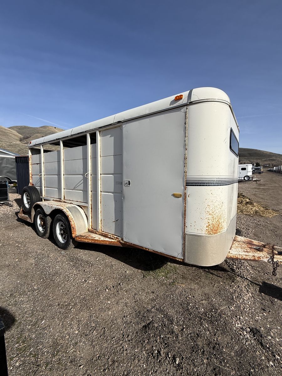 1990 Charmac 3 Horse Slant