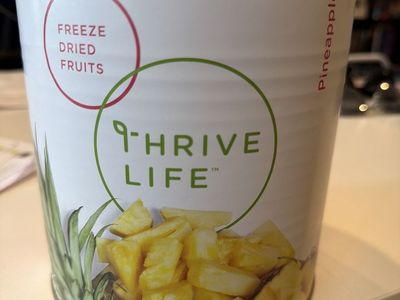 Freeze dried pineapple food storage