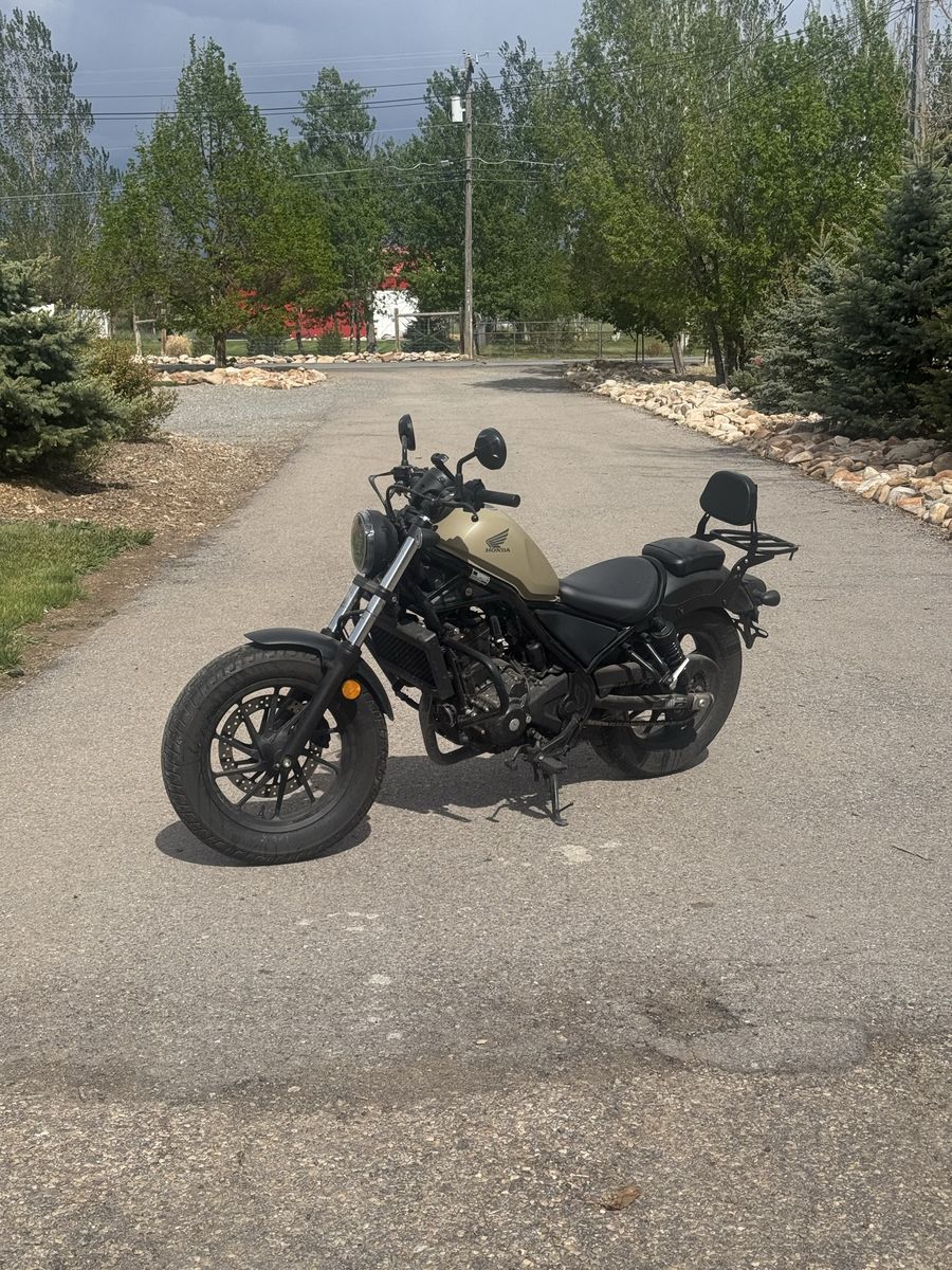 Honda Rebel 300 - Great Condition, Perfect for New Riders!