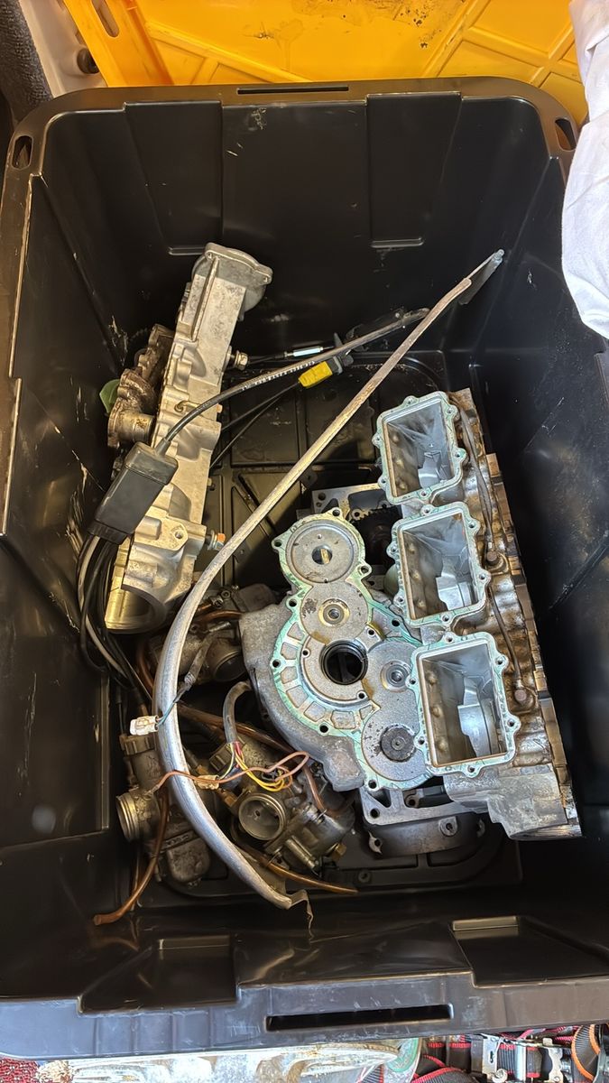 Main image 7