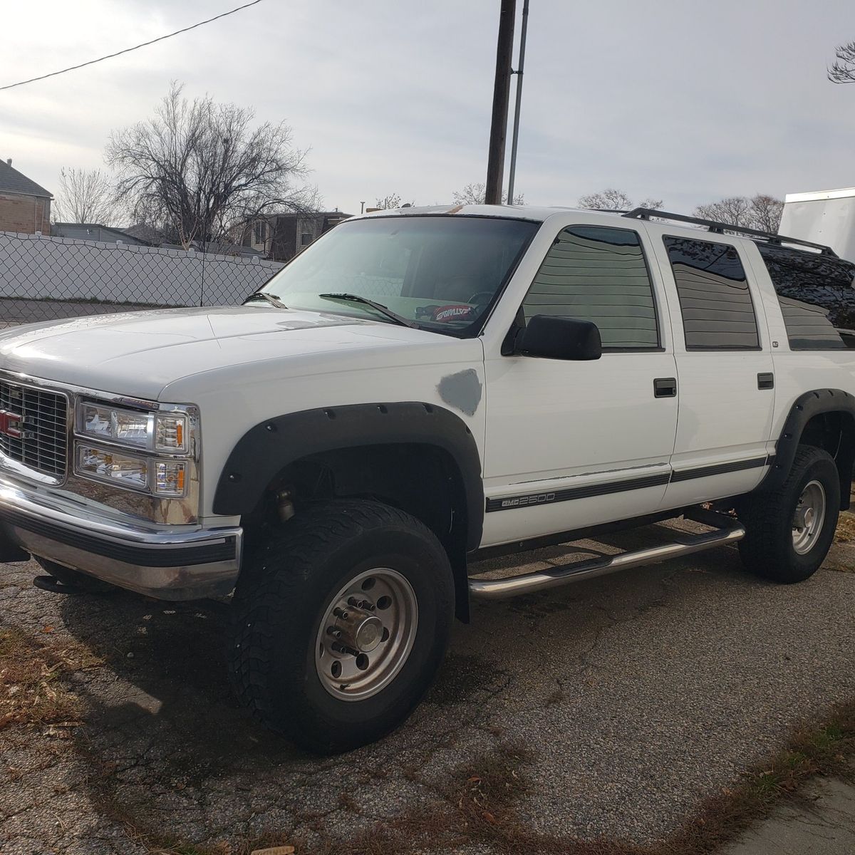 1999 GMC Suburban 2500 LS