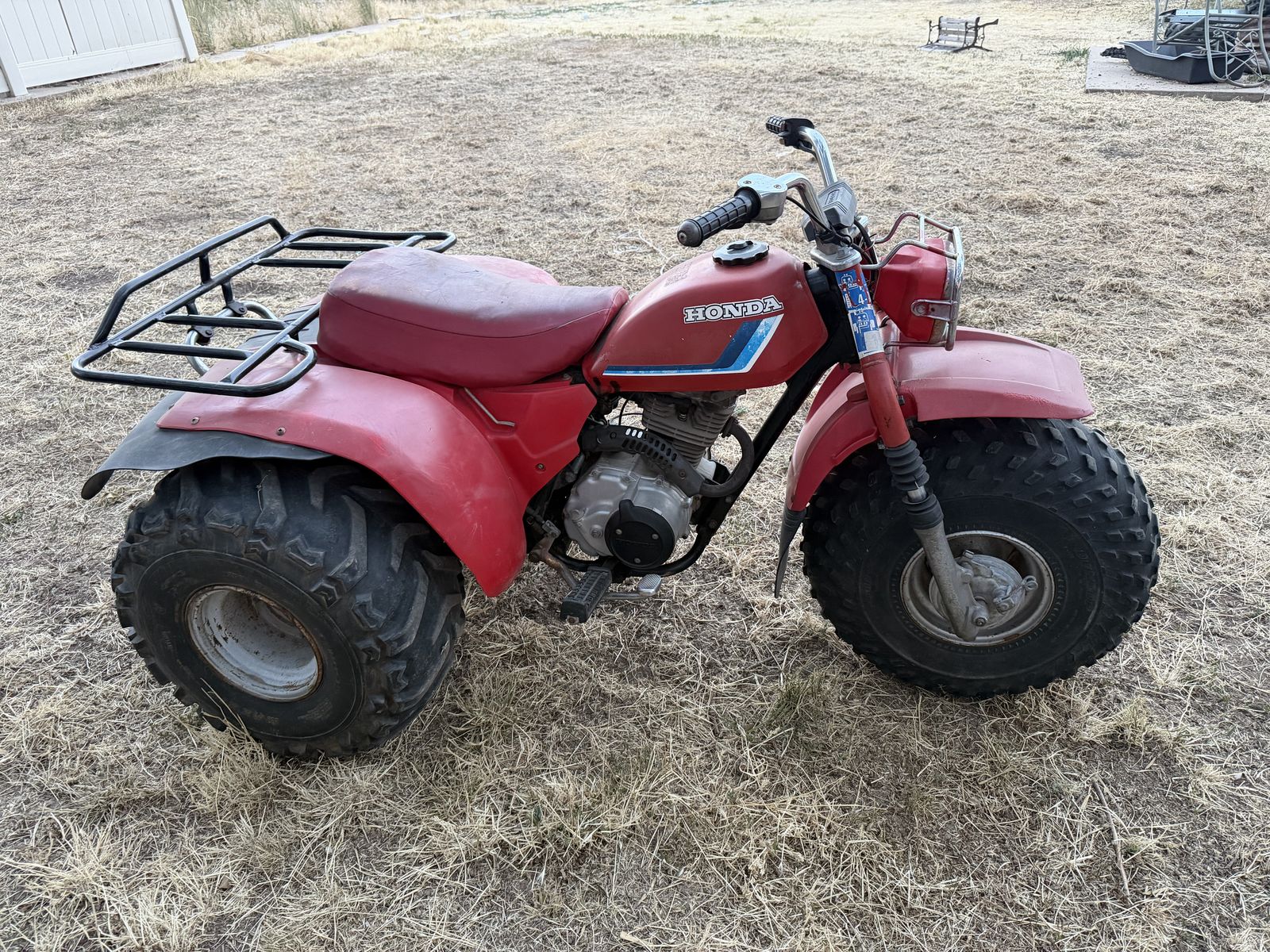 Honda 3weller 200cc $800 works great