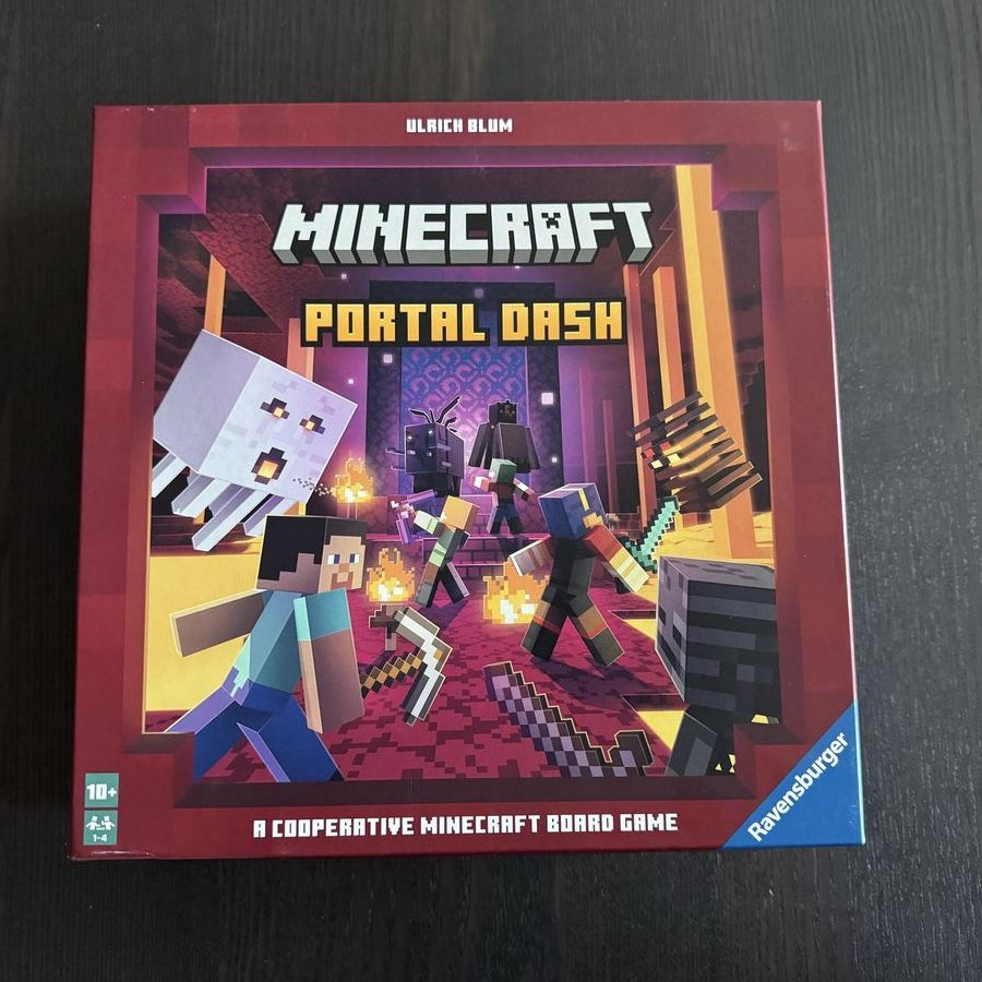 Minecraft portal dash board game