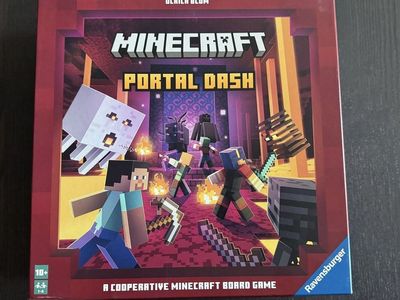 Minecraft portal dash board game