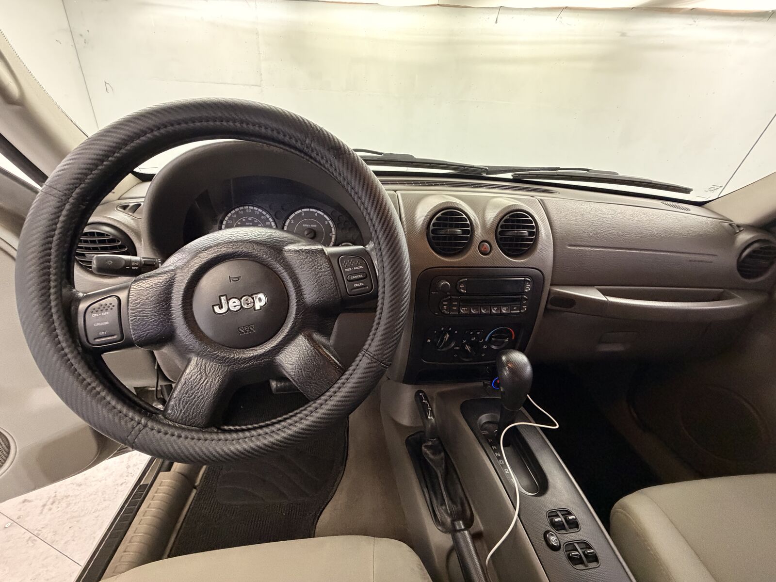 2005 JEEP LIBERTY Sport