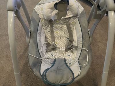 Ingenuity Convert Me 2-in-1 Portable Vibrating Baby Swing