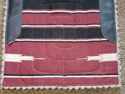 Western Saddle Pad with Quilted Underside