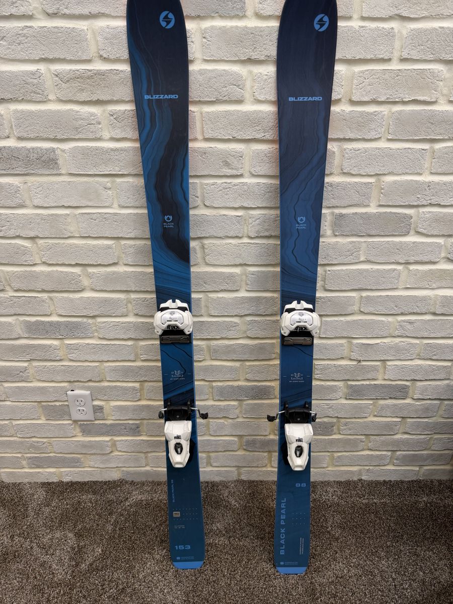 Blizzard Black Pearl 88 -153cm - Best Womens Ski