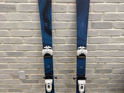 Blizzard Black Pearl 88 -153cm - Best Womens Ski