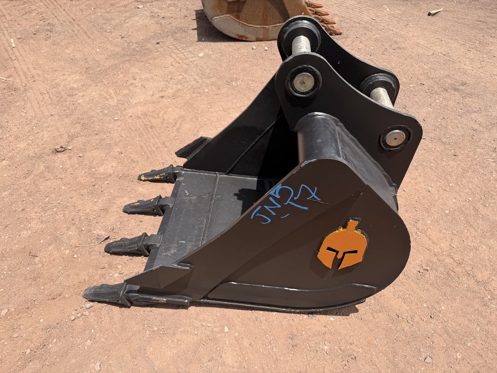24" Trojan Mini Excavator Bucket