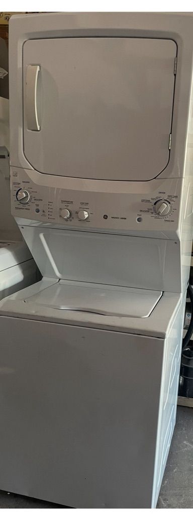 Lightly used Stackable 27 Electric