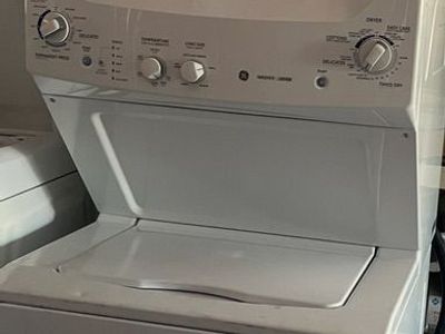 Lightly used Stackable 27 Electric