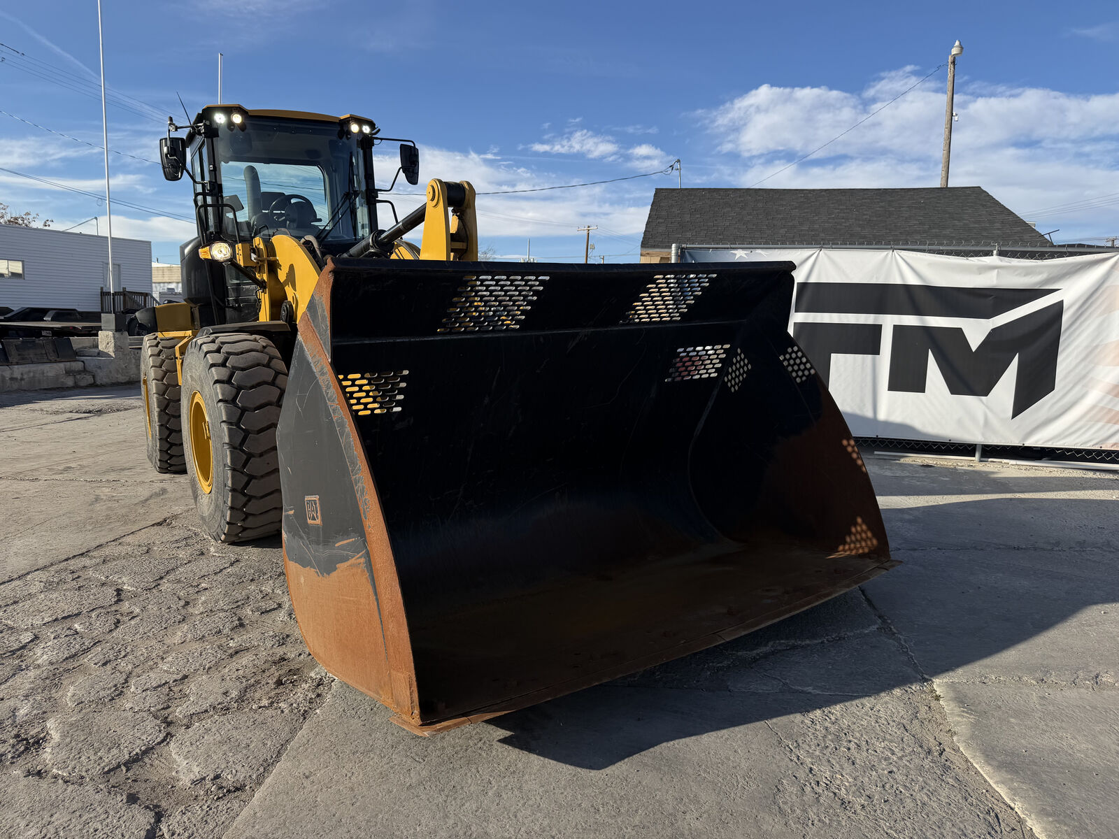 Caterpillar 938M High Lift Wheel Loader Tractor