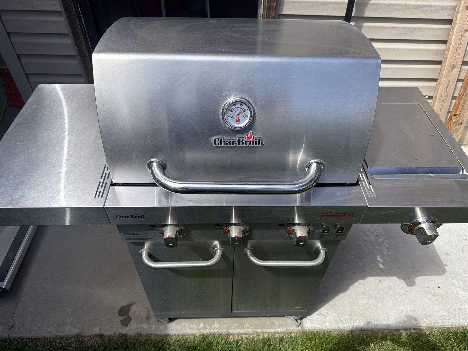 Charbroil infrared gas grill