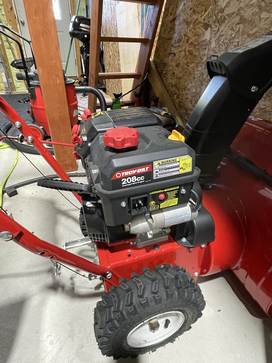 2022 Troy-Bilt 208cc 24-inch Two-Stage Gas Snow Blower