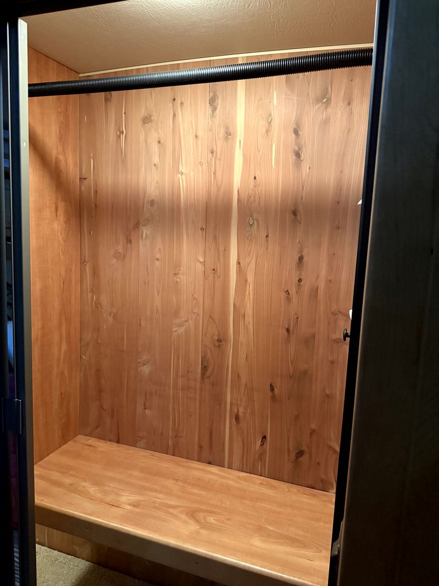 Main image 12