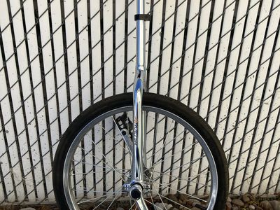 Avanir Unicycle