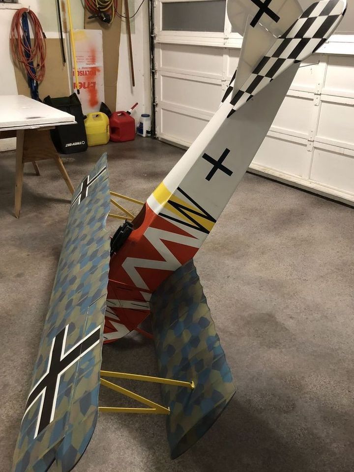 Main image 10
