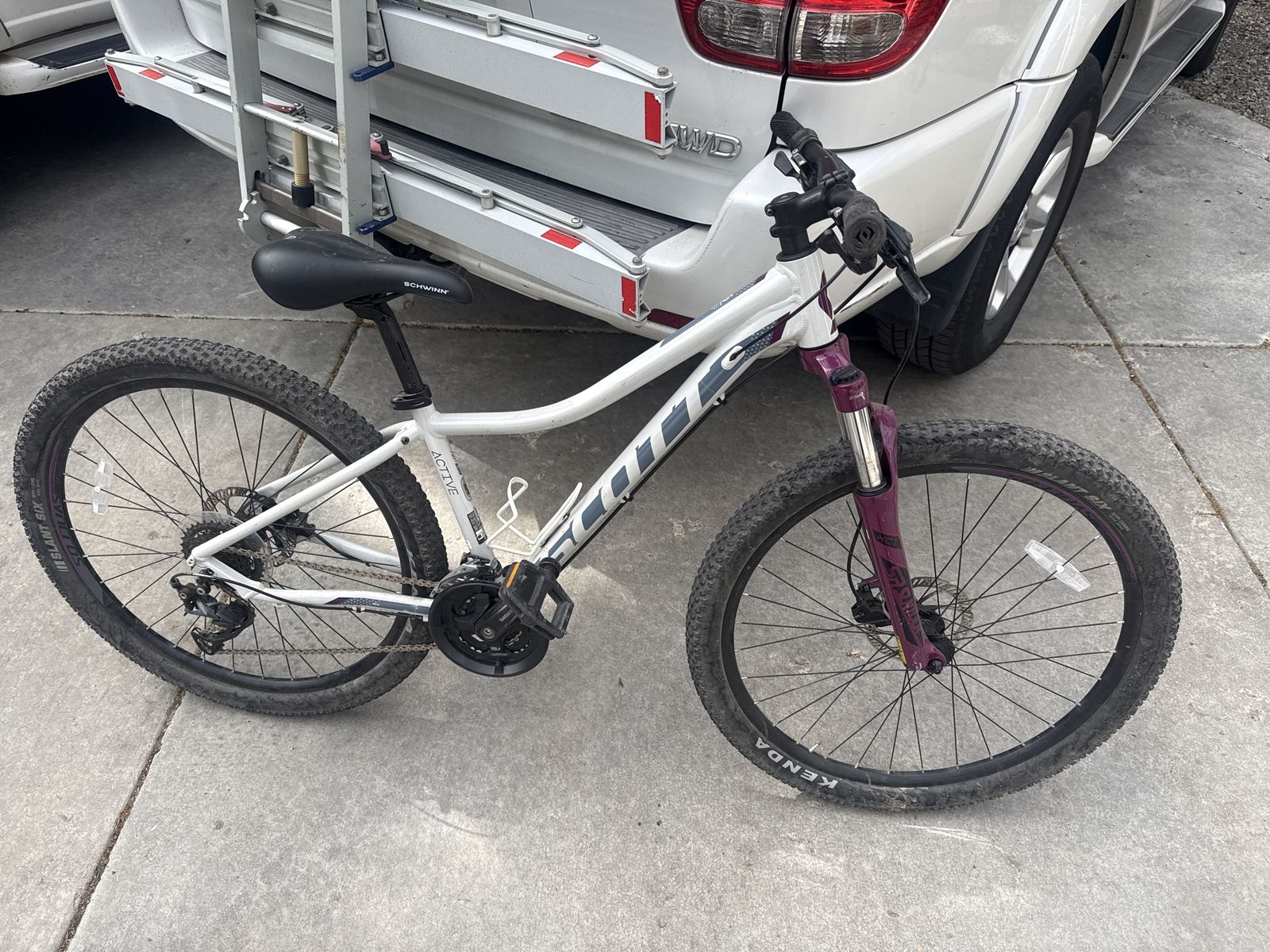 Scott active womens girls mountain bike