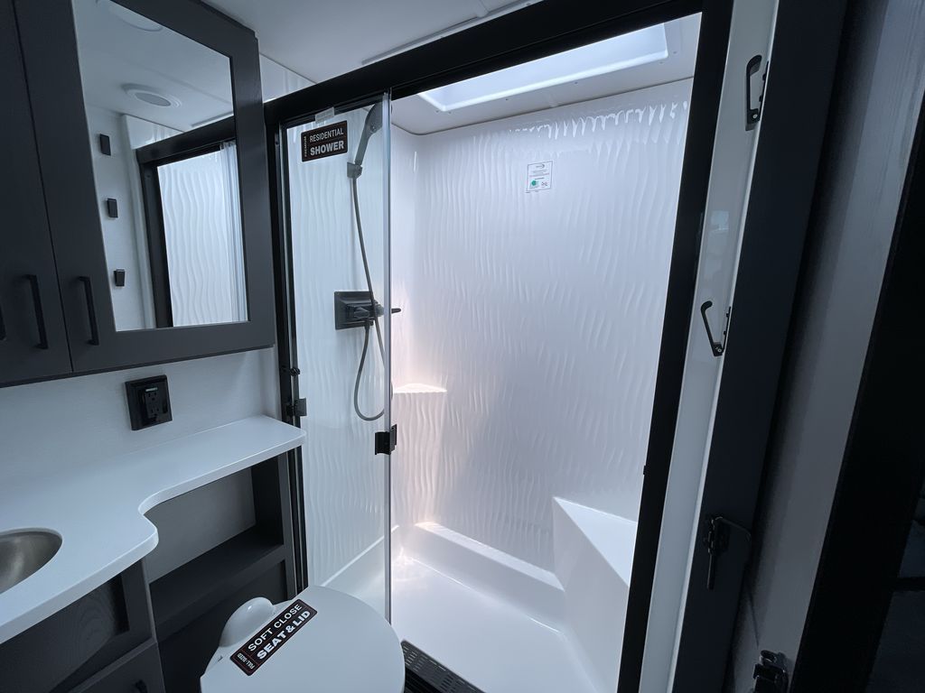 Main image 37