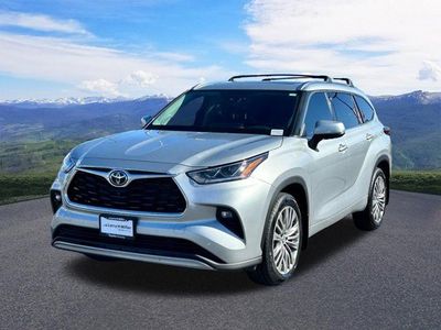 2022 Toyota Highlander Platinum
