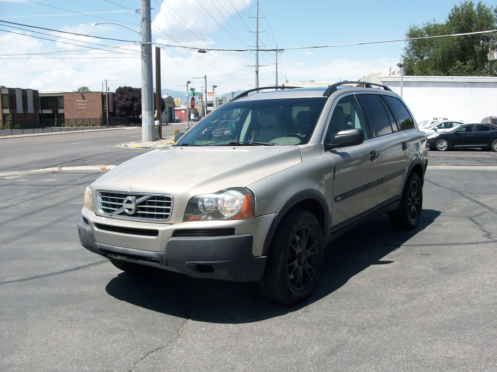 2005 Volvo XC90 2.5T