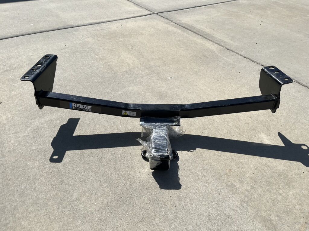 Reese Towpower Trailer Hitch for Nissan Rogue