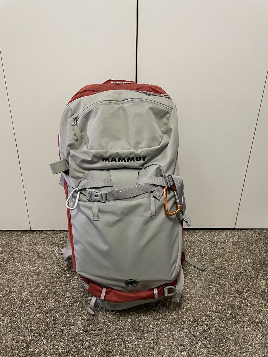 Mammut Light 30 Avy Pack & Gas Cylinder