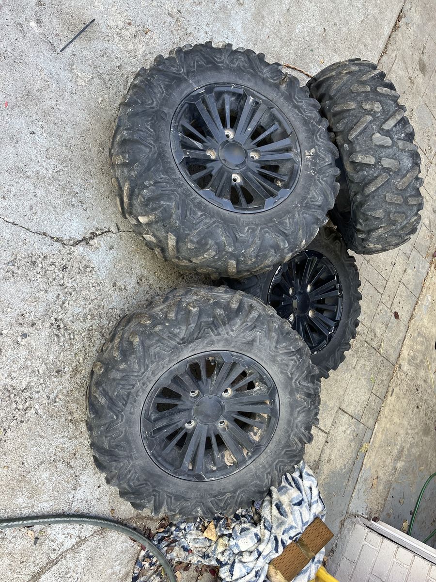 Honda Pioneer 1000-5 Deluxe Wheels And Tires