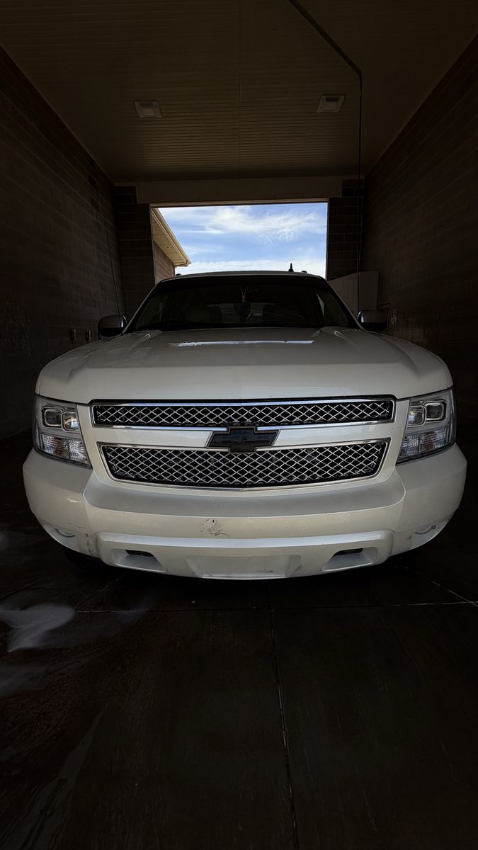 2013 Chevrolet Avalanche LTZ Black Diamond