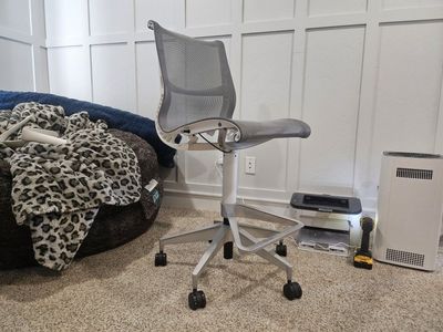 Herman Miller Setu Stool Chair