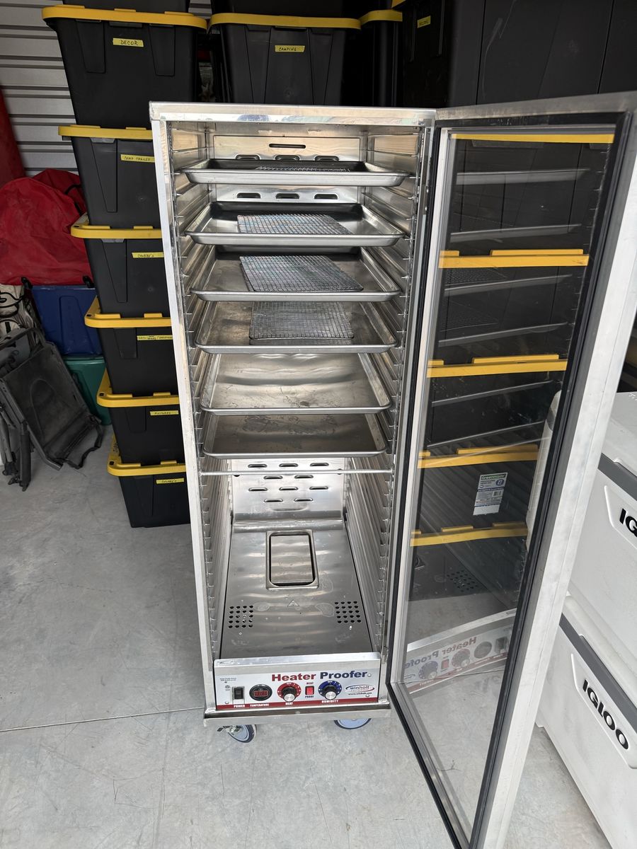 Winholt Heater Proofer Commercial Food Cabinet with Clear Door and Shelves